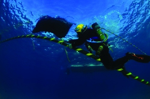 Sự cố cáp quang biển AAG hướng quốc tế mất liên lạc 700Gbps quốc tế ngày 07/11/2017.